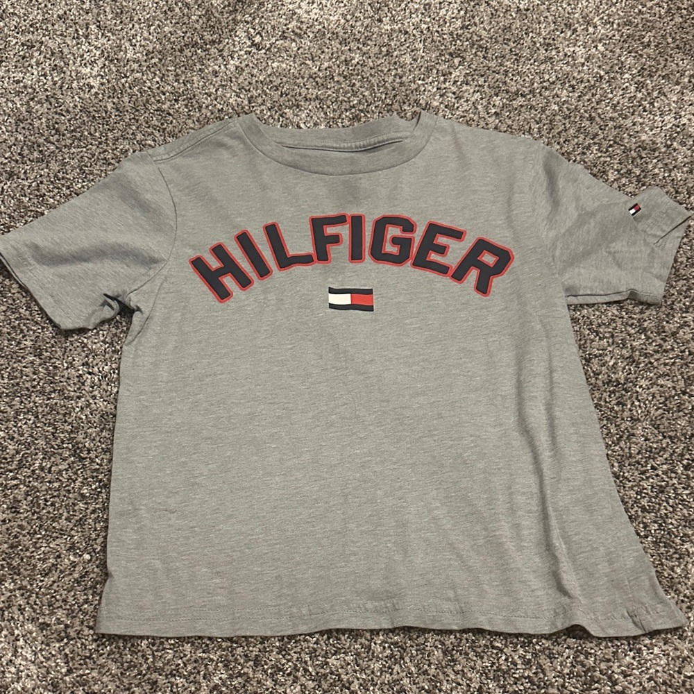 Tommy Hilfiger Youth Gray Tee with Red Accents